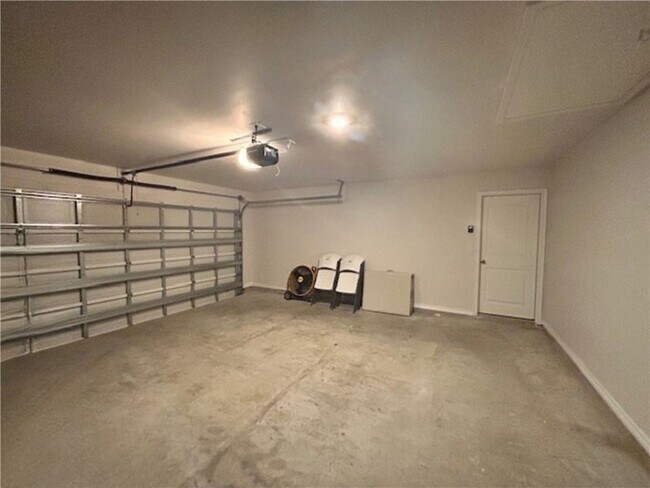 Building Photo - 7726 Lariat Toss Dr