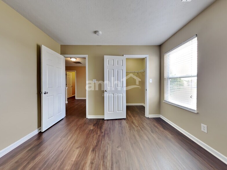 Building Photo - 111 Covey Pl