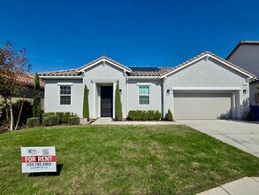 Building Photo - $2,750 Shaw & Locan, 4 Bedroom House - Twa...
