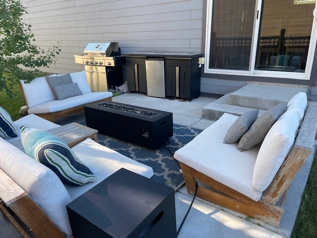 Building Photo - 6571 N Cathay St