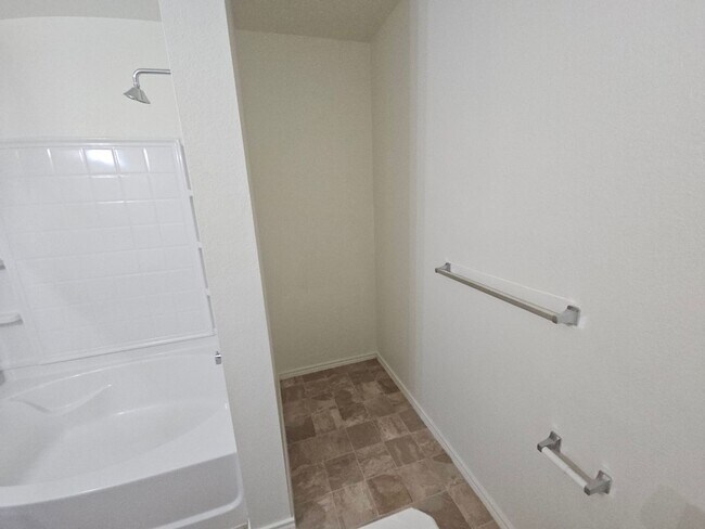 Building Photo - Beautiful 2 Story Home in Wakefield Heights-Burleson with Community Pool