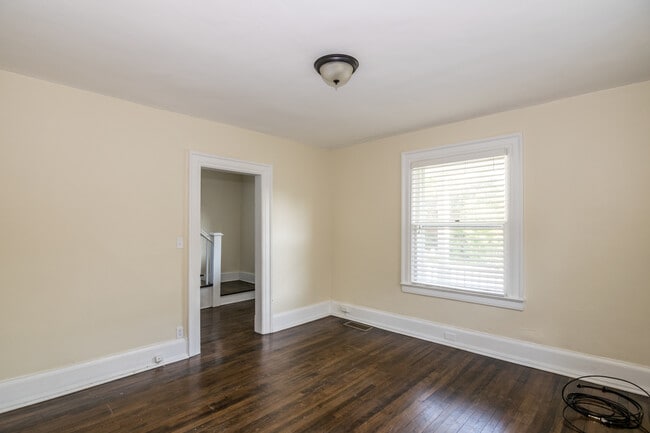 Building Photo - 221 E Mosley St