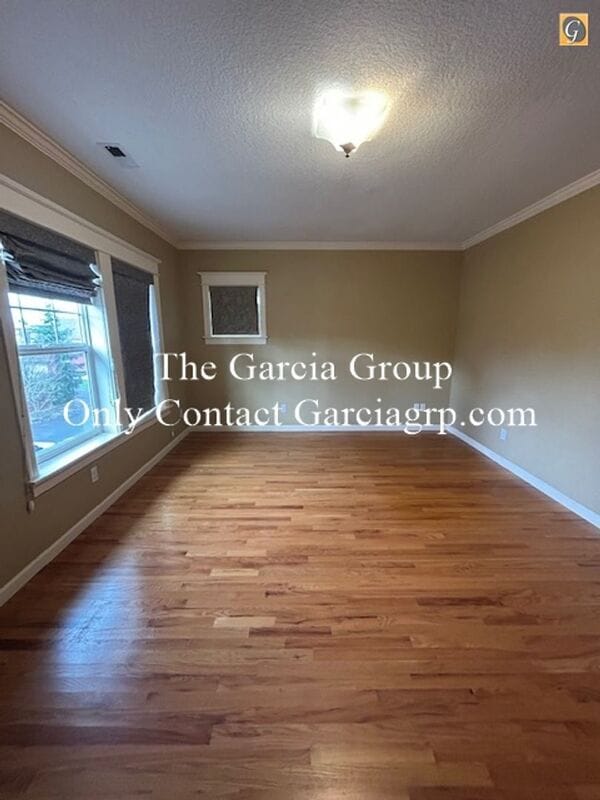 Building Photo - 4720 NE 26th Ave