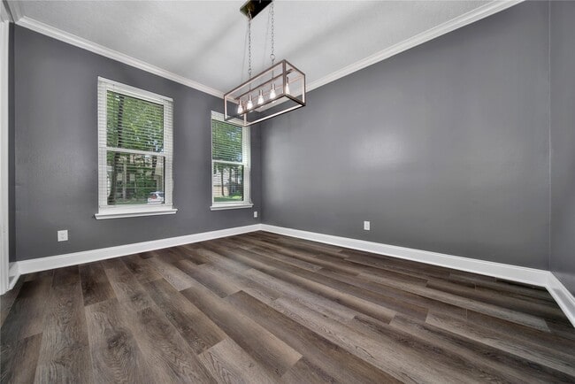 Building Photo - 11 Windledge Pl