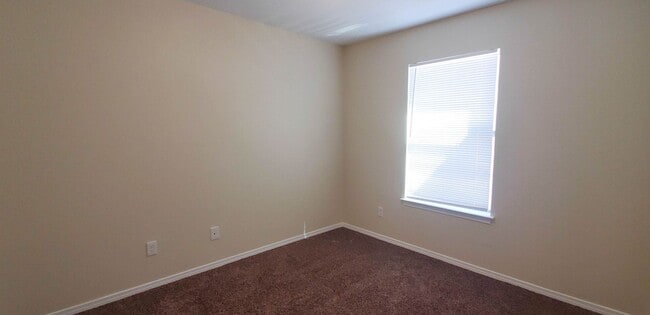 Building Photo - We have your keys ready!