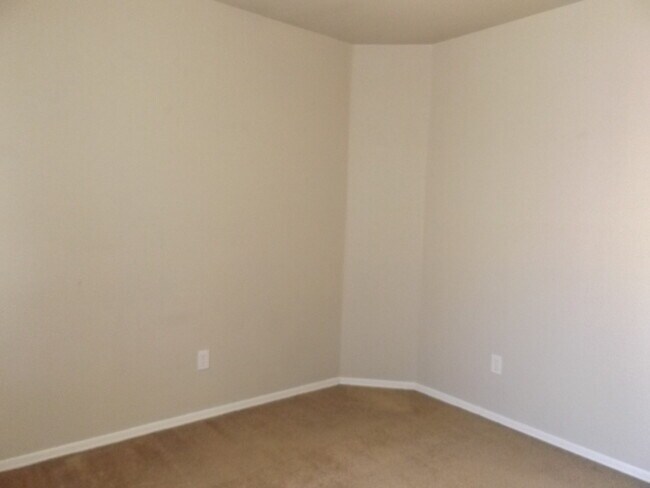 Building Photo - COMING SOON WITH A PRIVATE POOL IN GREAT GILBERT LOCATION!!!!