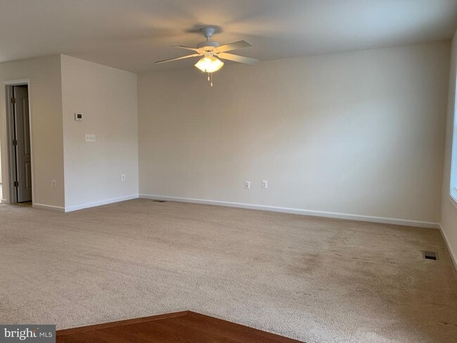 Building Photo - 10421 Westgate Ct