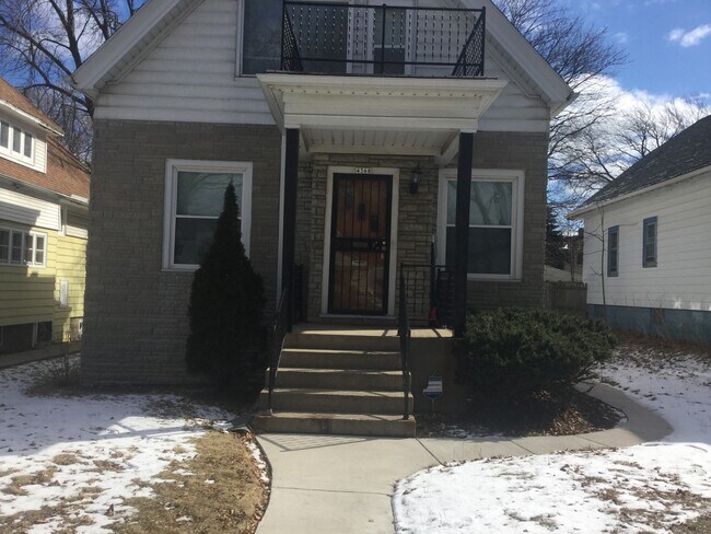 Building Photo - 4368-4368A N 17th St