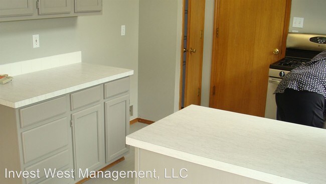 Building Photo - 3 br, 2 bath House - 2515 NE 83 Way