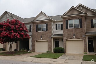 Building Photo - Immaculately Maintained, Low Maintenance T...