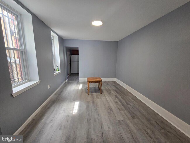 Building Photo - 3412 N 16th St