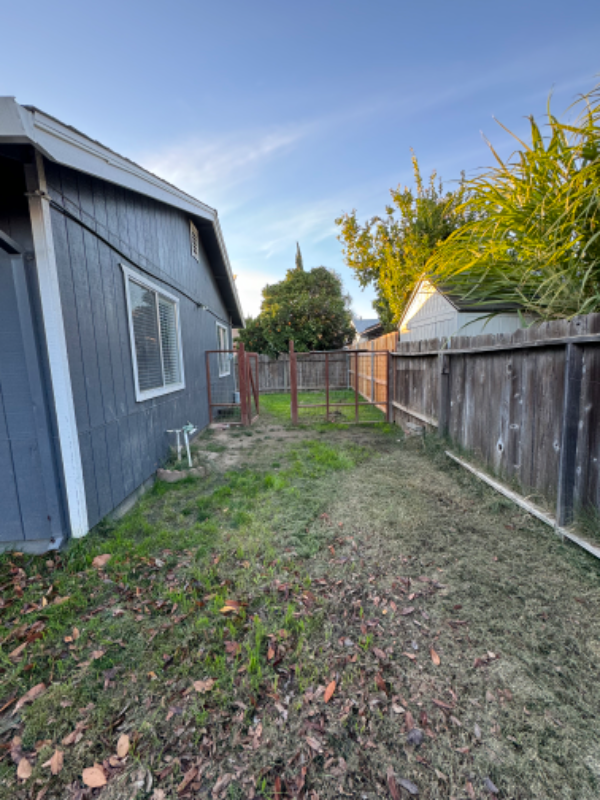 Building Photo - 1450 Whyler Rd