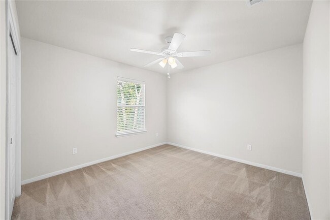 Building Photo - 5501 Bradford Pear Ln