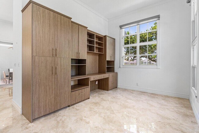 Building Photo - 4023 NW 58th St