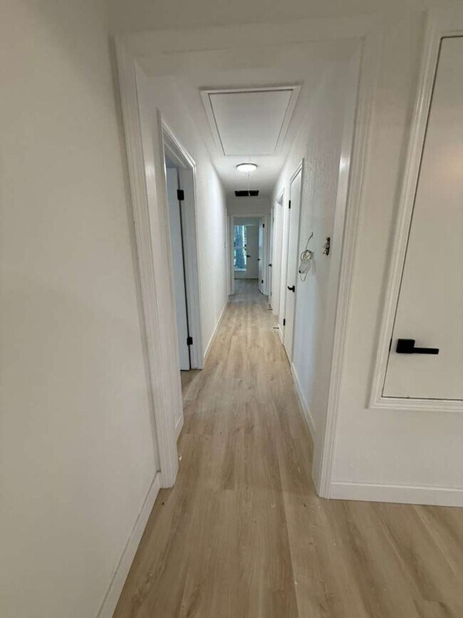 Building Photo - BEAUTIFUL HOME IN HOUSTON. MOVE IN READY!.