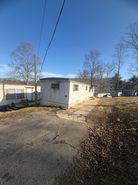 Building Photo - 1075 Sweeten Creek Rd