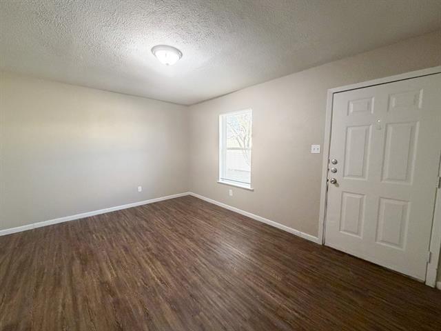 Building Photo - 3224 W 8th Ave