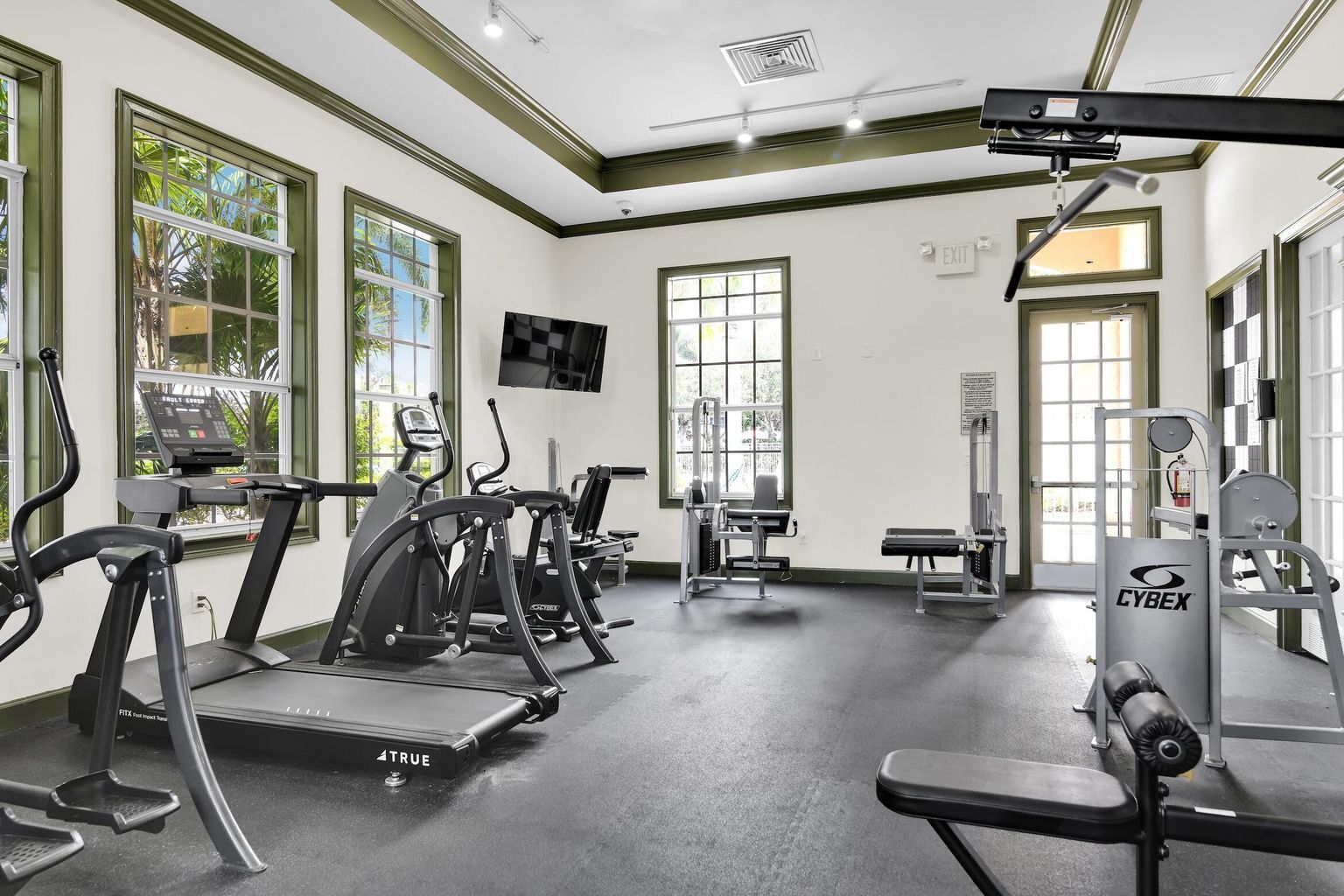 Building Photo - 6599 Old Farm Trl