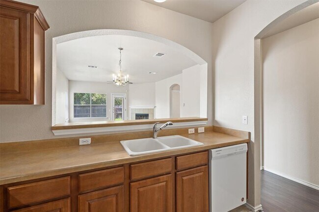 Building Photo - 10936 Furrow Hill Dr