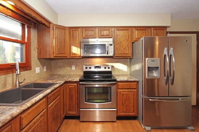 Building Photo - 2+ Bedroom Ranch Home with Finished Basement, Fenced Yard & Garage- Close to I-80