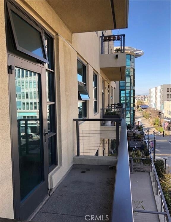 Building Photo - 133 The Promenade N