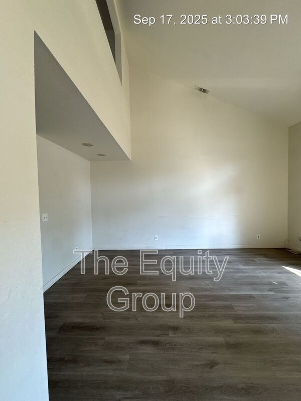 Building Photo - 4819 Westgate Ave