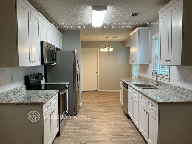 Building Photo - 4145 Fox Chase Dr