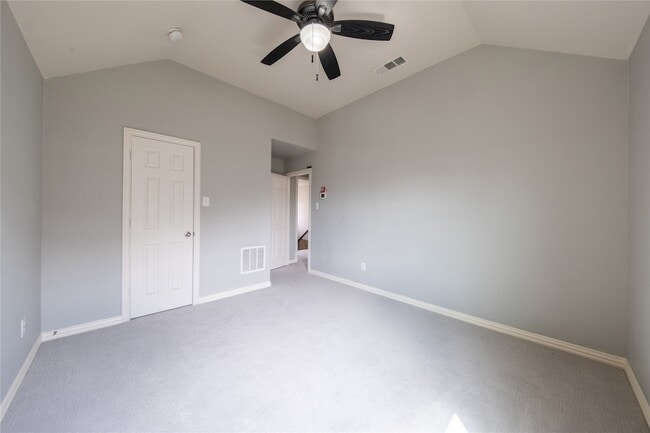 Building Photo - 2432 Greenbrook Dr