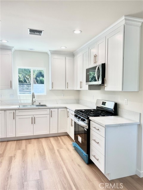 Building Photo - 9645 Dale Ave