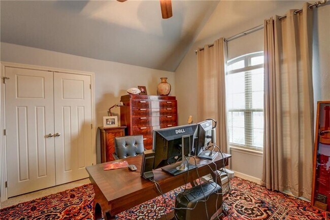Building Photo - Stunning Edmond Home- Regency Pointe-Neigh...