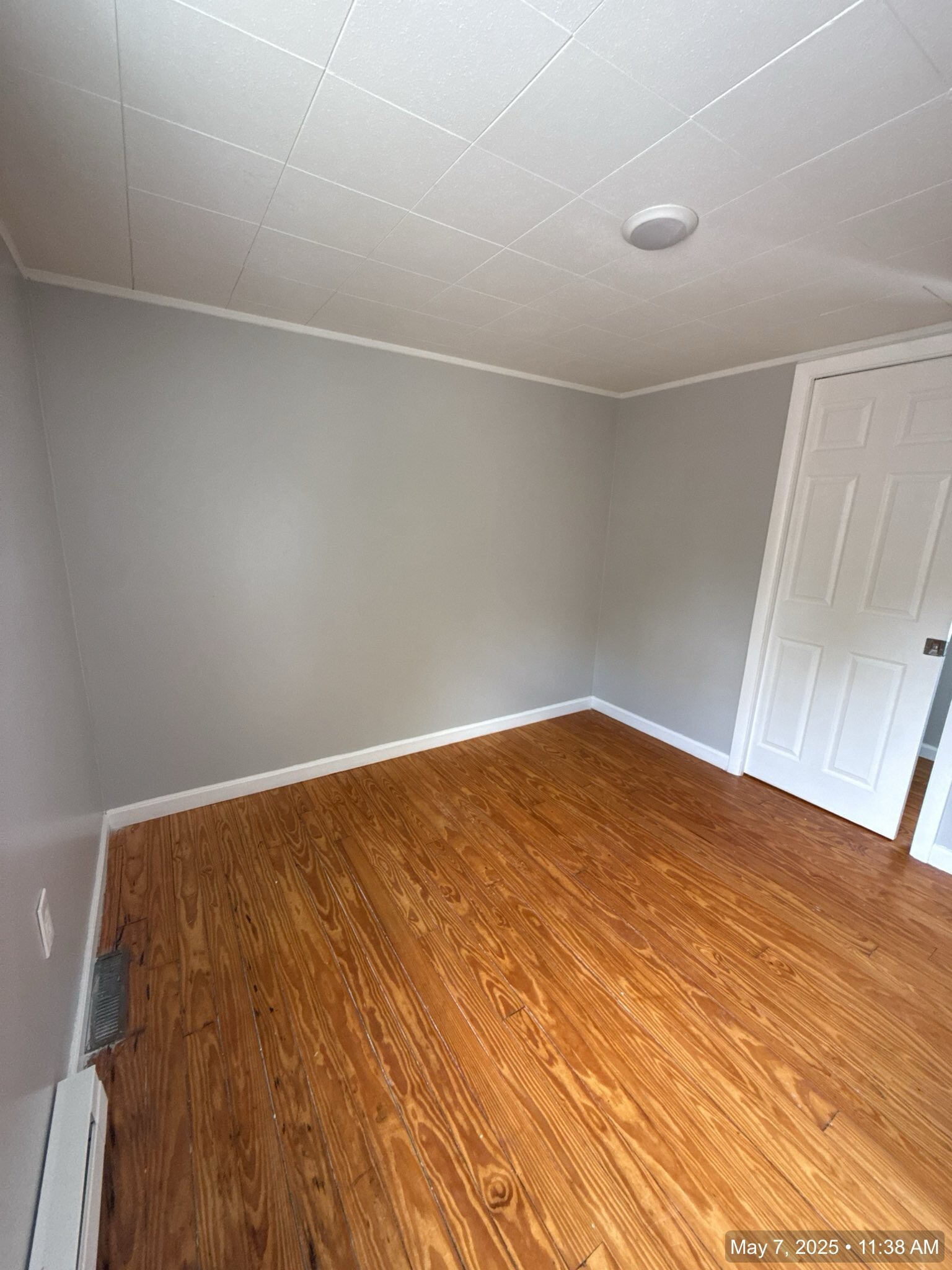 Bedroom - 751 Washington St