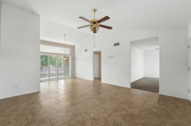 Building Photo - Resort-Style Living in Sunbird Golf Resort...