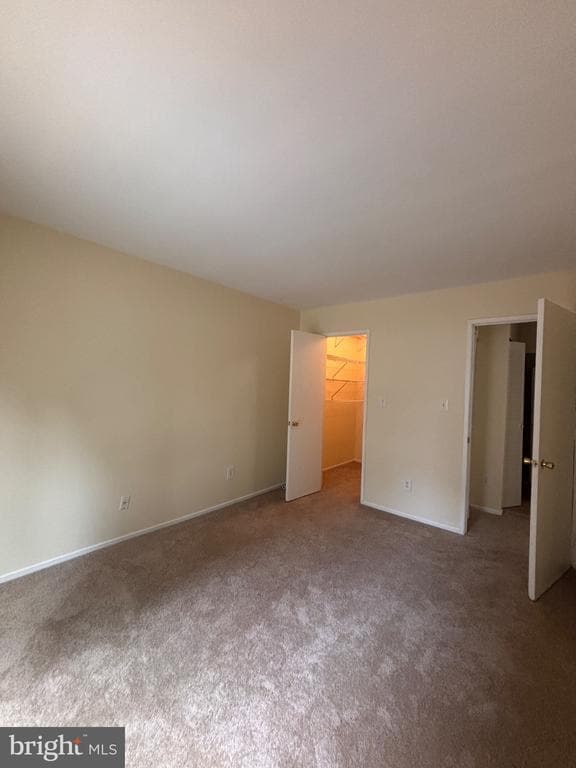 Building Photo - 10242 Ridgeline Dr