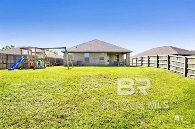 Building Photo - 1283 Fairlawn Dr