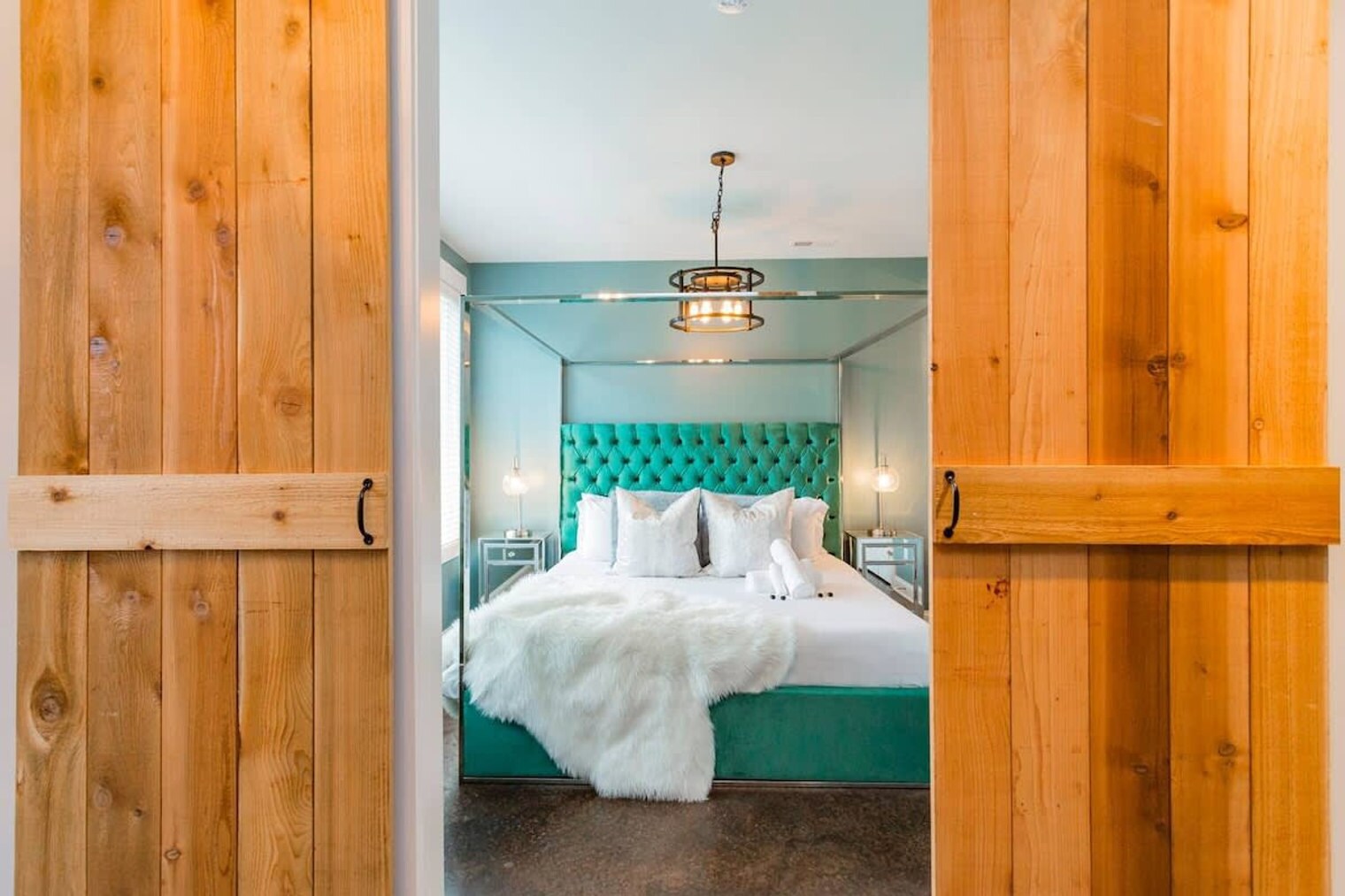 Building Photo - 505 Wedgewood Ave