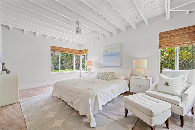 Building Photo - 145 Beacon Ln