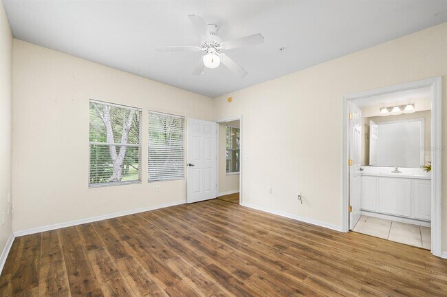 Building Photo - 5133 SW 91 Ct