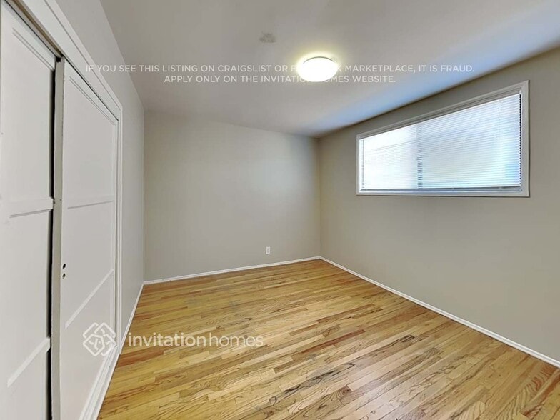 Building Photo - 15042 Romar St