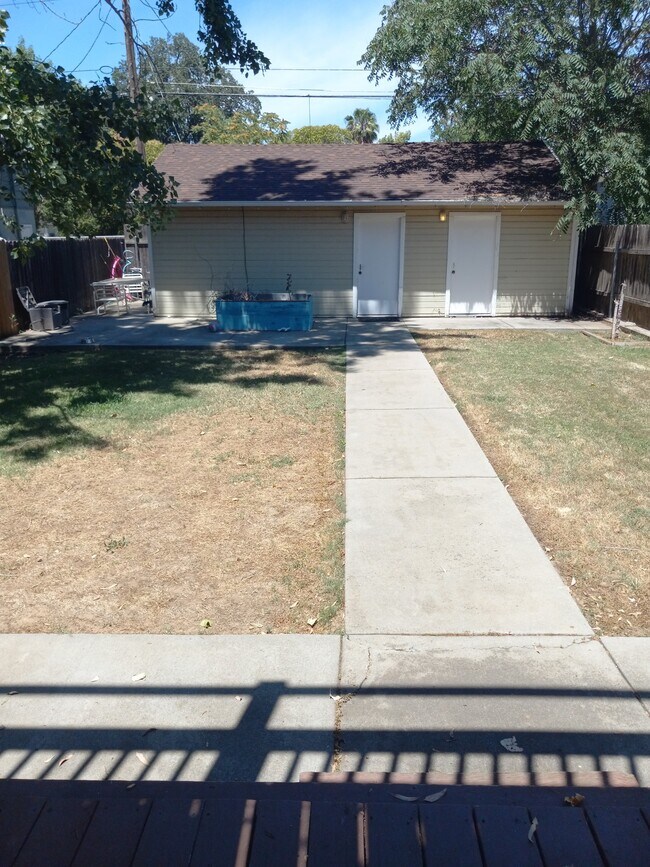 Building Photo - 3607 2nd Ave