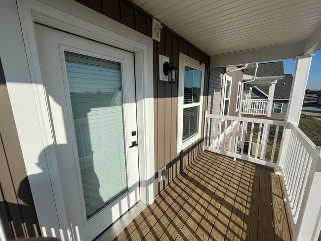 Building Photo - Reserve Mahomet 3br/3ba Townhome