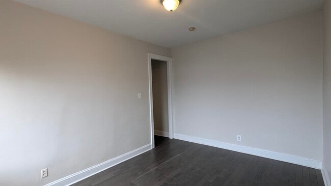 Building Photo - 680 John F. Kennedy Blvd