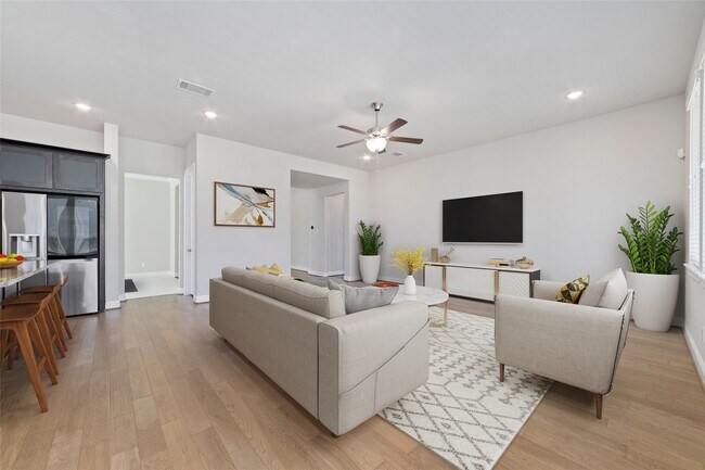 Building Photo - 28213 Briarwood Pass