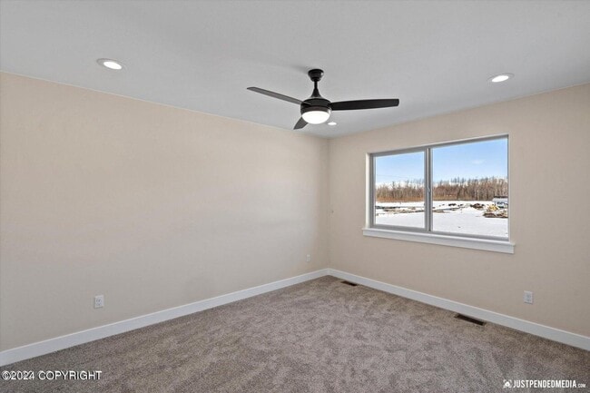 Building Photo - Stunning, brand new construction property with unparalleled views