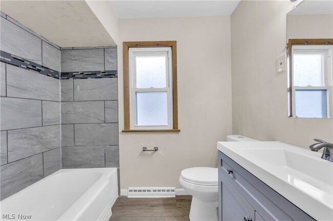 Building Photo - 21980 Ivan Ave