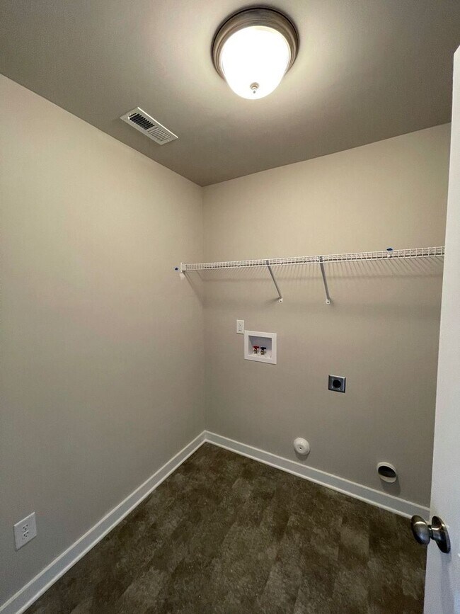 Building Photo - Home for Rent in Pinson, AL!! Available NOW!