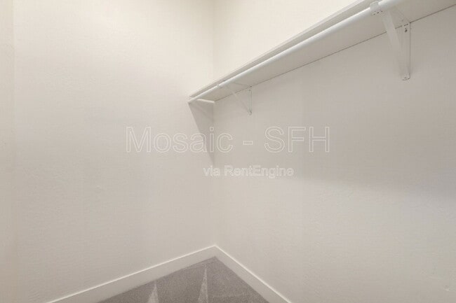 Building Photo - 10627 E Tumbleweed Ave