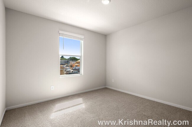 Building Photo - 17512 NW 9th Ave