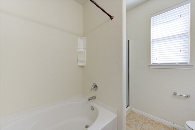 Building Photo - 5318 Hickory Harvest Dr