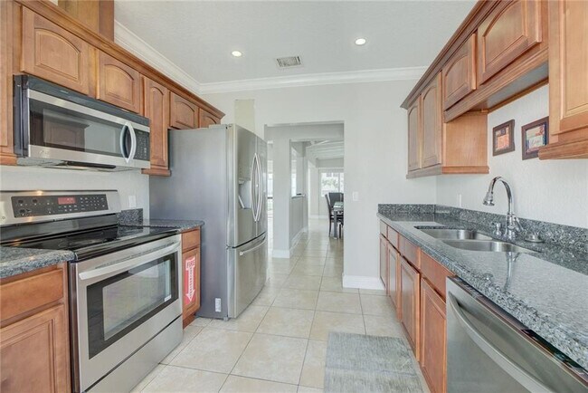 Building Photo - 1501 N Fort Lauderdale Beach Blvd