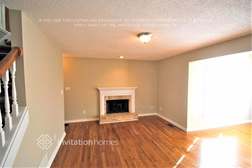 Building Photo - 4000 Bent Willow Ln